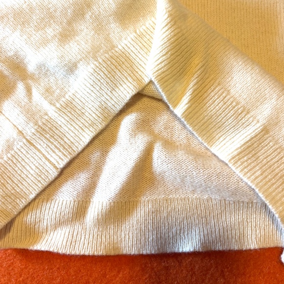 Ivory white pure wool V-neck rustic straight fit sweater NWT - Picture 6 of 8